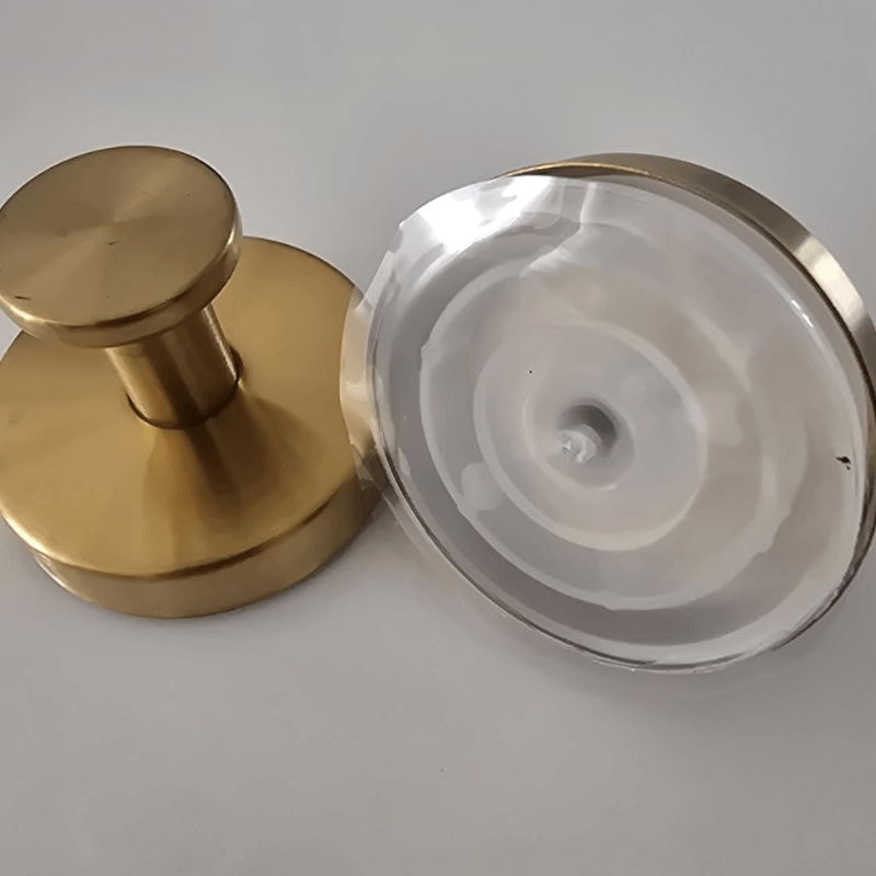 CalmCore™ Shower Hook